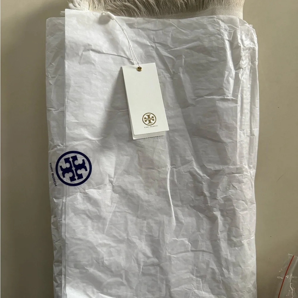 Tory Burch Logo Jacquard Traveler Silk and Wool Scarf in New Ivory - Picture 7 of 9